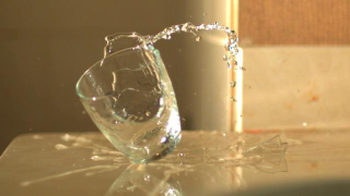 Watching a Video Shot in 2,564 Frames per Second is Mind Numbingly Amazing
